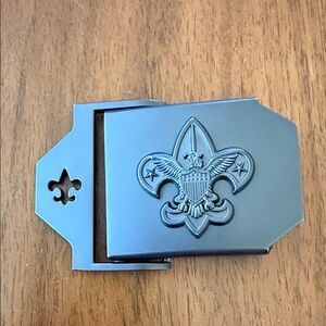 Fleur-de-Lis Scout Belt Buckle in Steel Gray